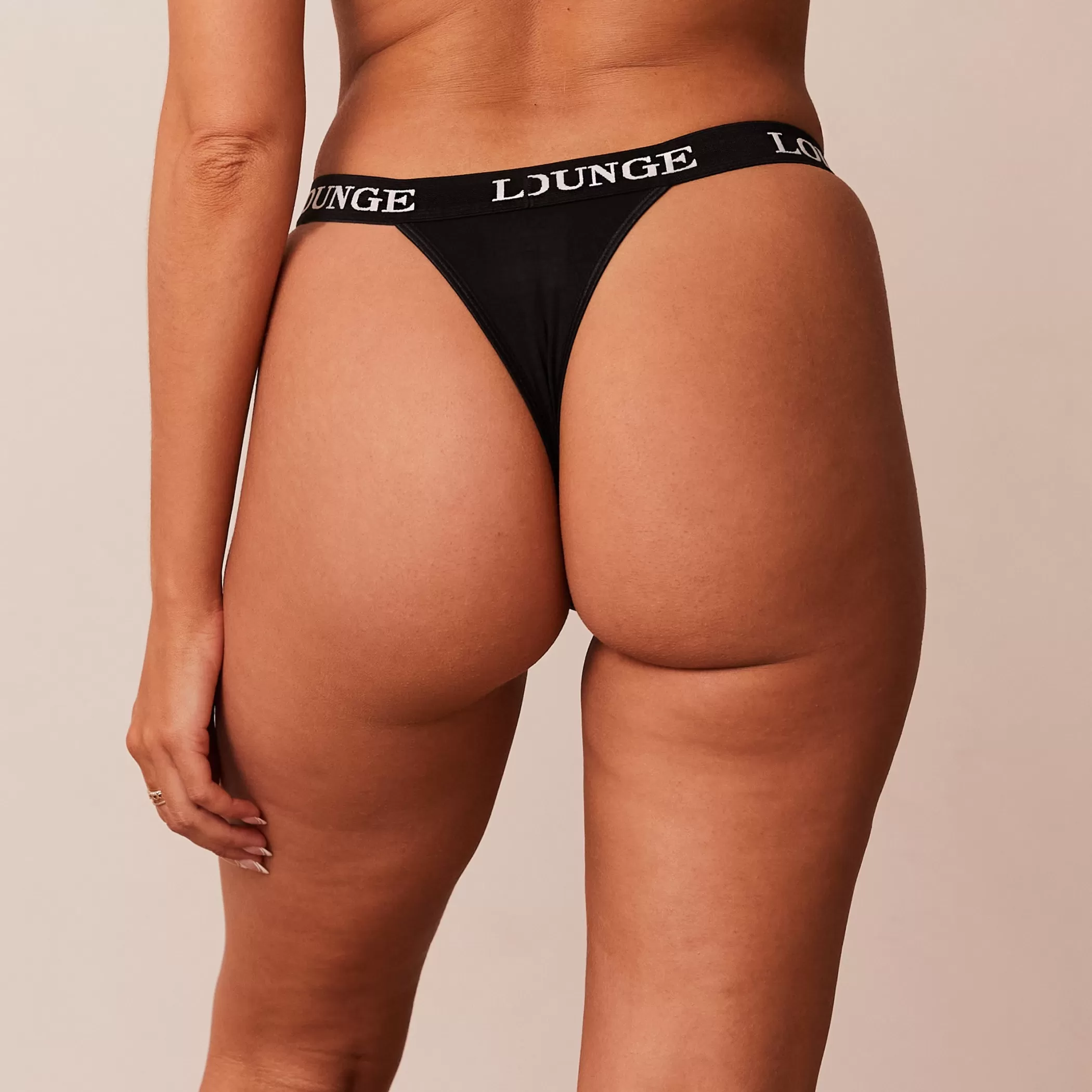 Thongs | Lounge Bamboo Triangle Thong - All Black AllBlack