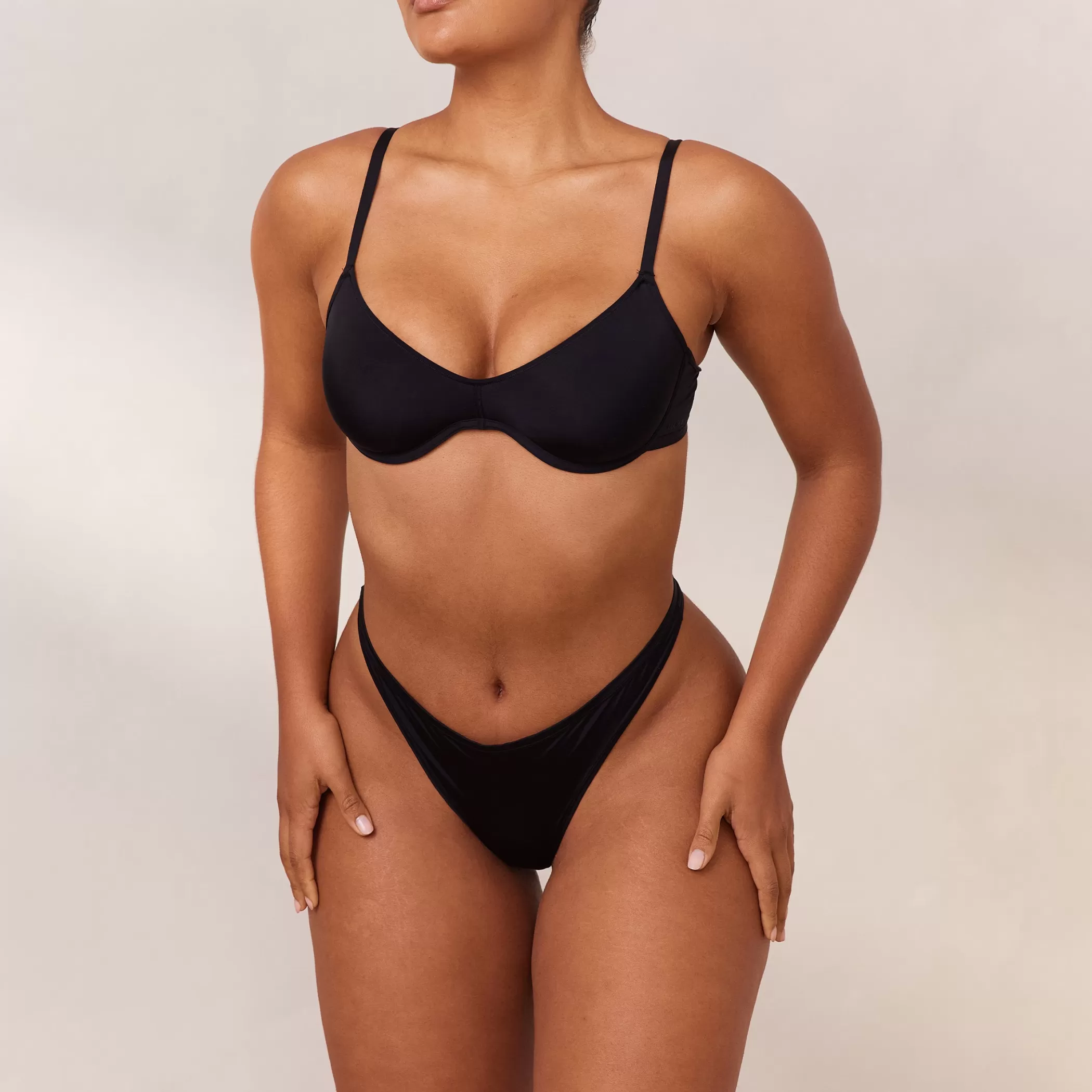 Solutions | Barely There | Lounge Barely There Plunge Bra - Black