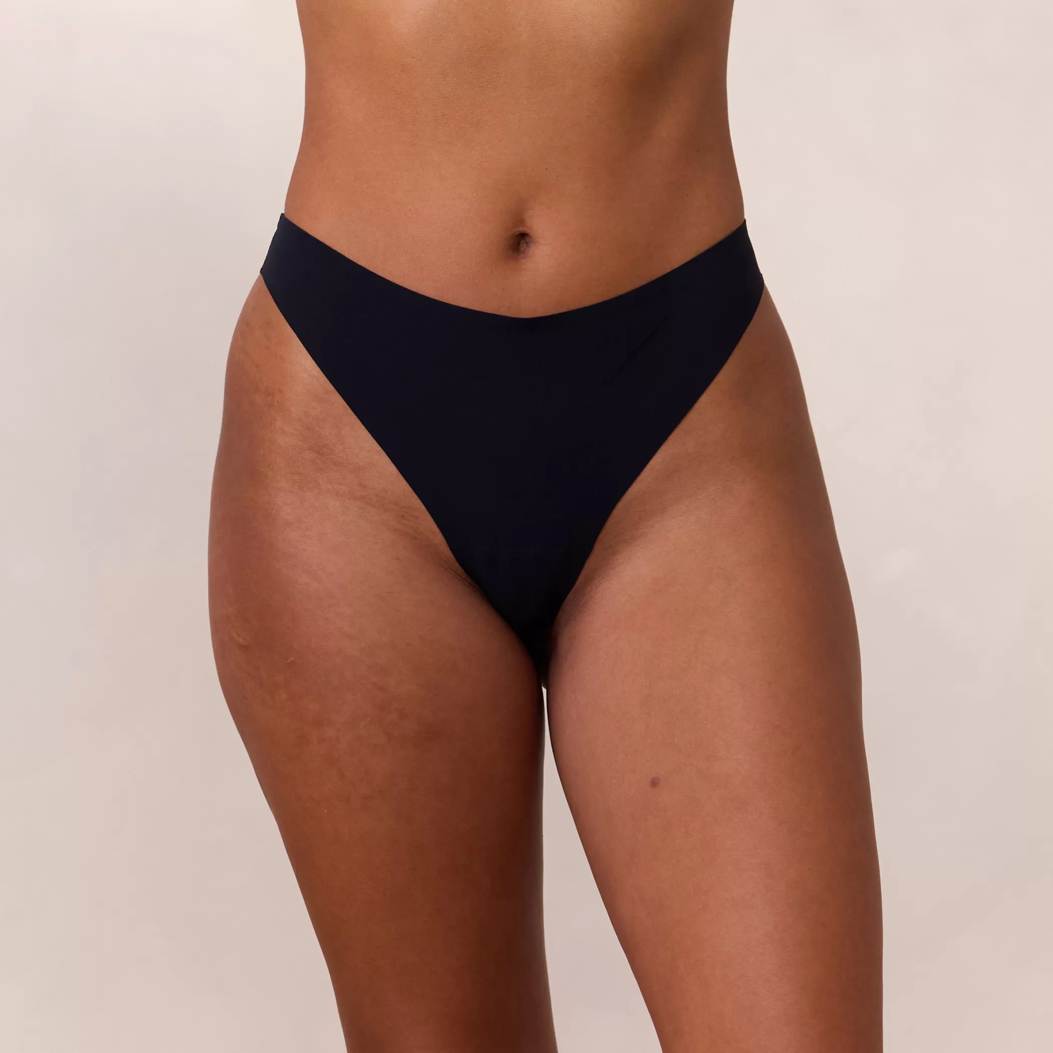 Bestsellers | Lounge Everyday Flex Thong - Black