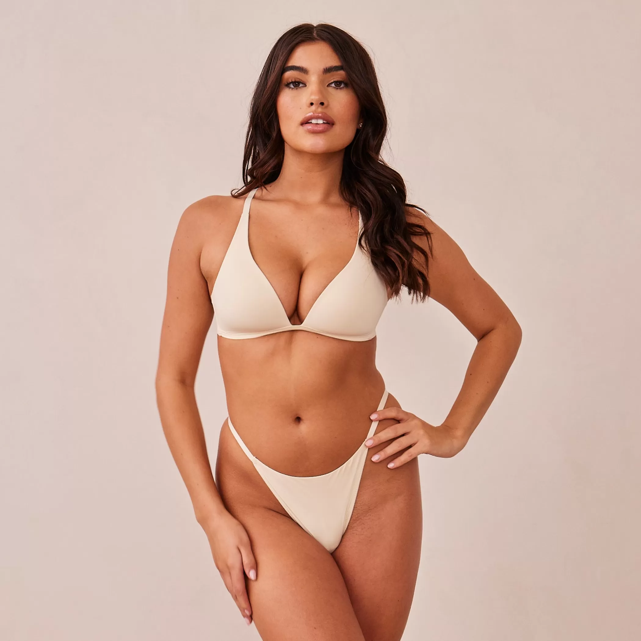 Solutions | T-shirt Bras | Lounge Light Non-wire Plunge T-shirt Bra & Thong/Briefs Set - Latte