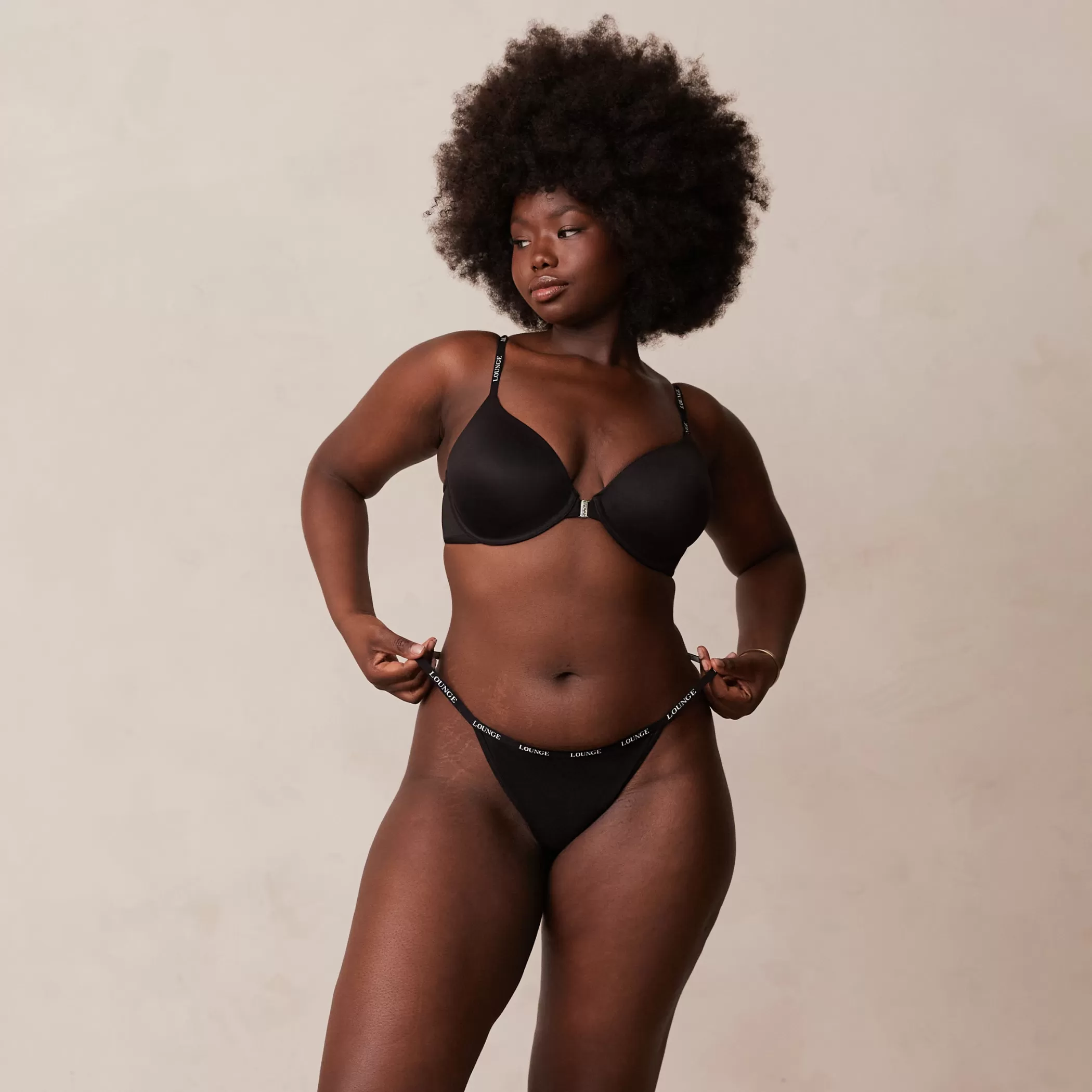 T-shirt Bras | Padded | Lounge Smooth Front Fastening T-shirt Bra & Thong/Briefs Set - Black